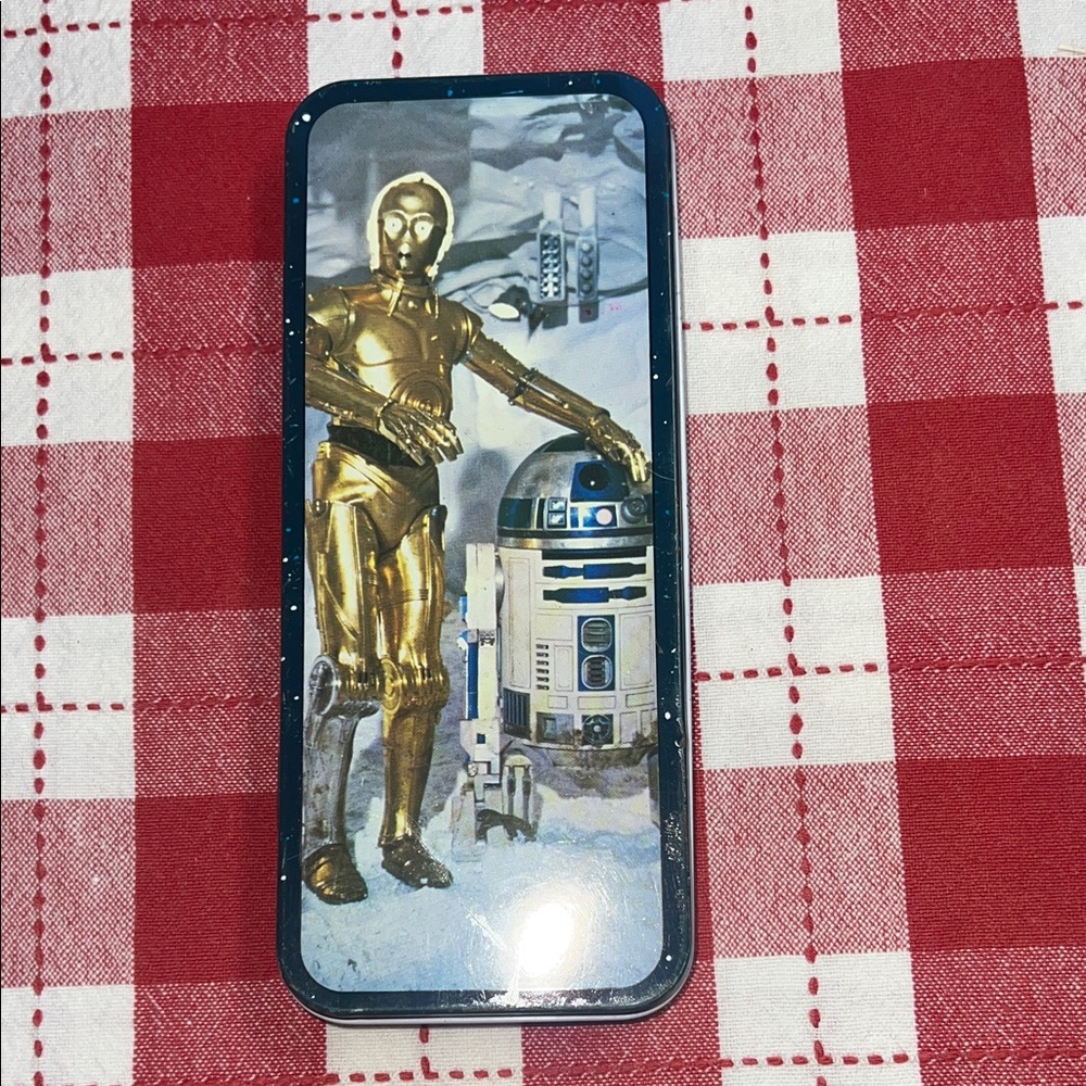 Vintage Star Wars The Empire Strikes Back C-3PO and R2-D2 Metal Pencil Case